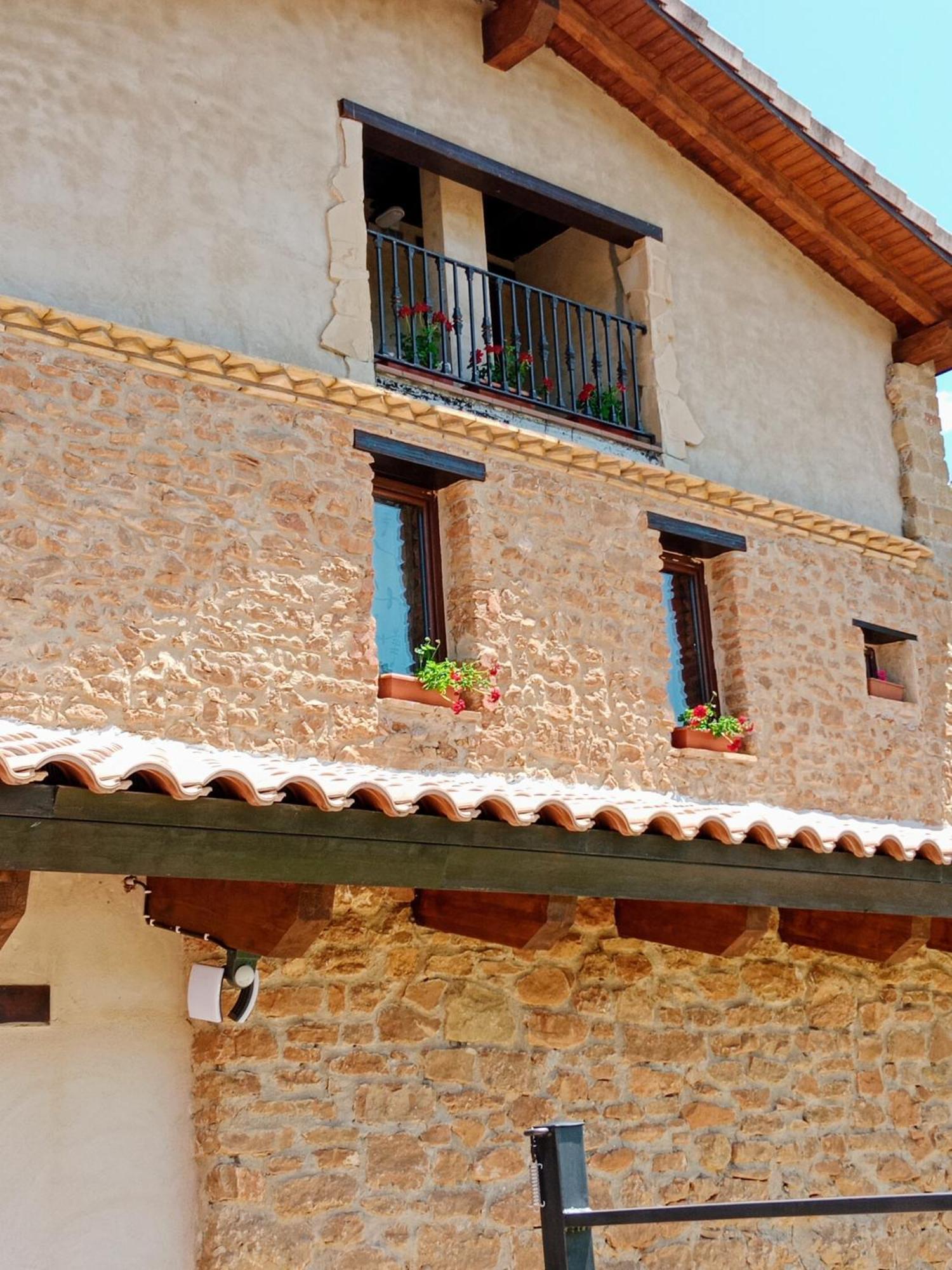 Casa Jeronimo Villa Loporzano Exterior photo